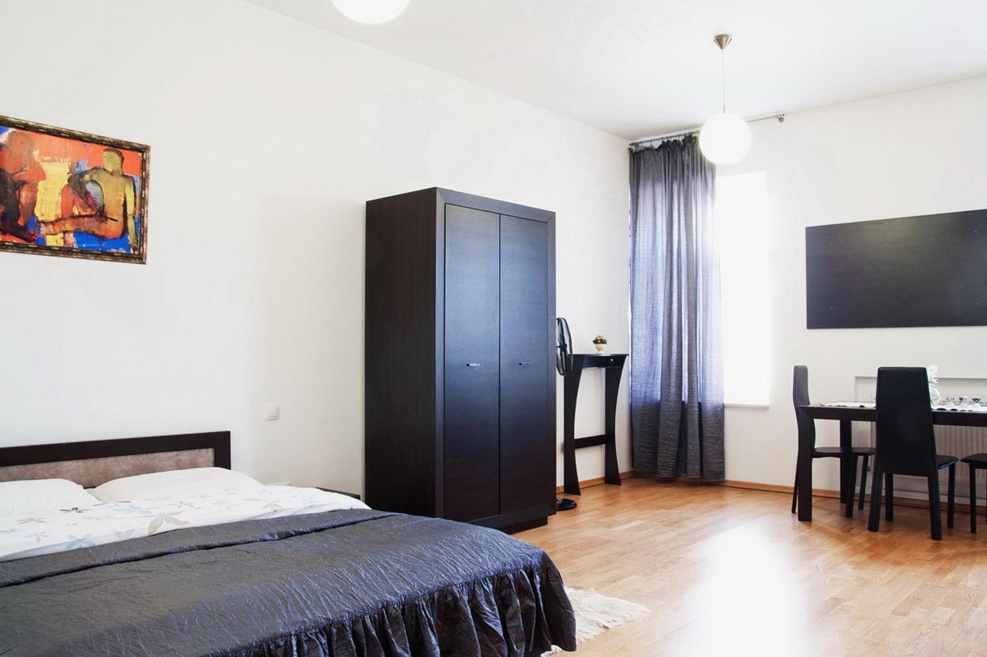 Apartment In The Centre Of ลวีฟ ห้อง รูปภาพ