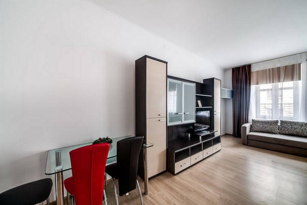 Apartment In The Centre Of ลวีฟ ห้อง รูปภาพ