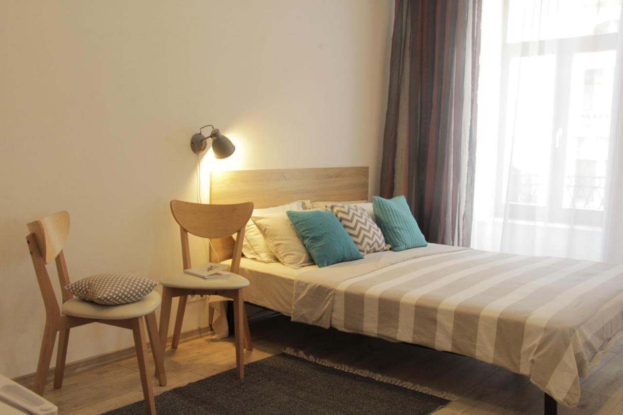 Apartment In The Centre Of ลวีฟ ภายนอก รูปภาพ