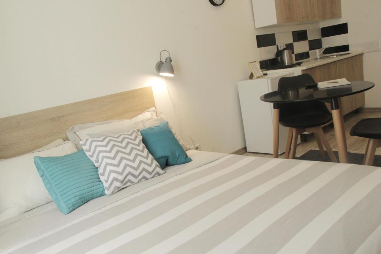 Apartment In The Centre Of ลวีฟ ภายนอก รูปภาพ