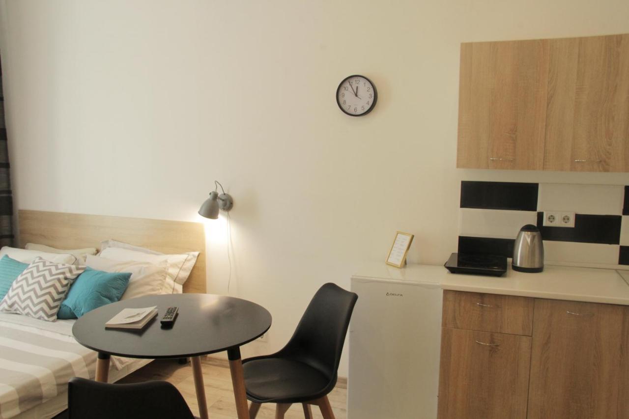 Apartment In The Centre Of ลวีฟ ภายนอก รูปภาพ