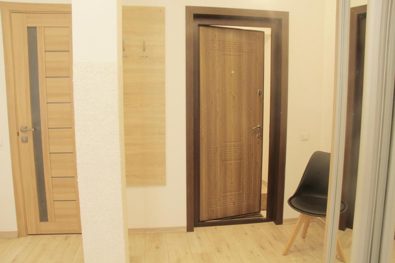 Apartment In The Centre Of ลวีฟ ภายนอก รูปภาพ